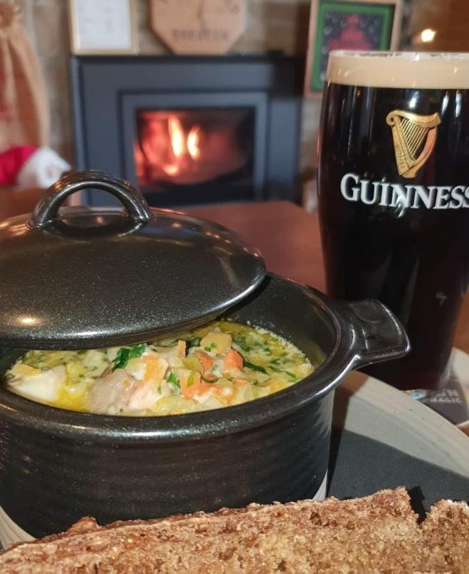 The Canalside B&B At The Auld Shebeen Bar Athy Exterior foto